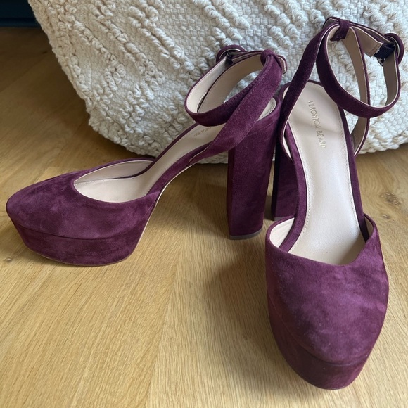 Veronica Beard Suede Magda Platform heels in Merlot - Picture 7 of 13